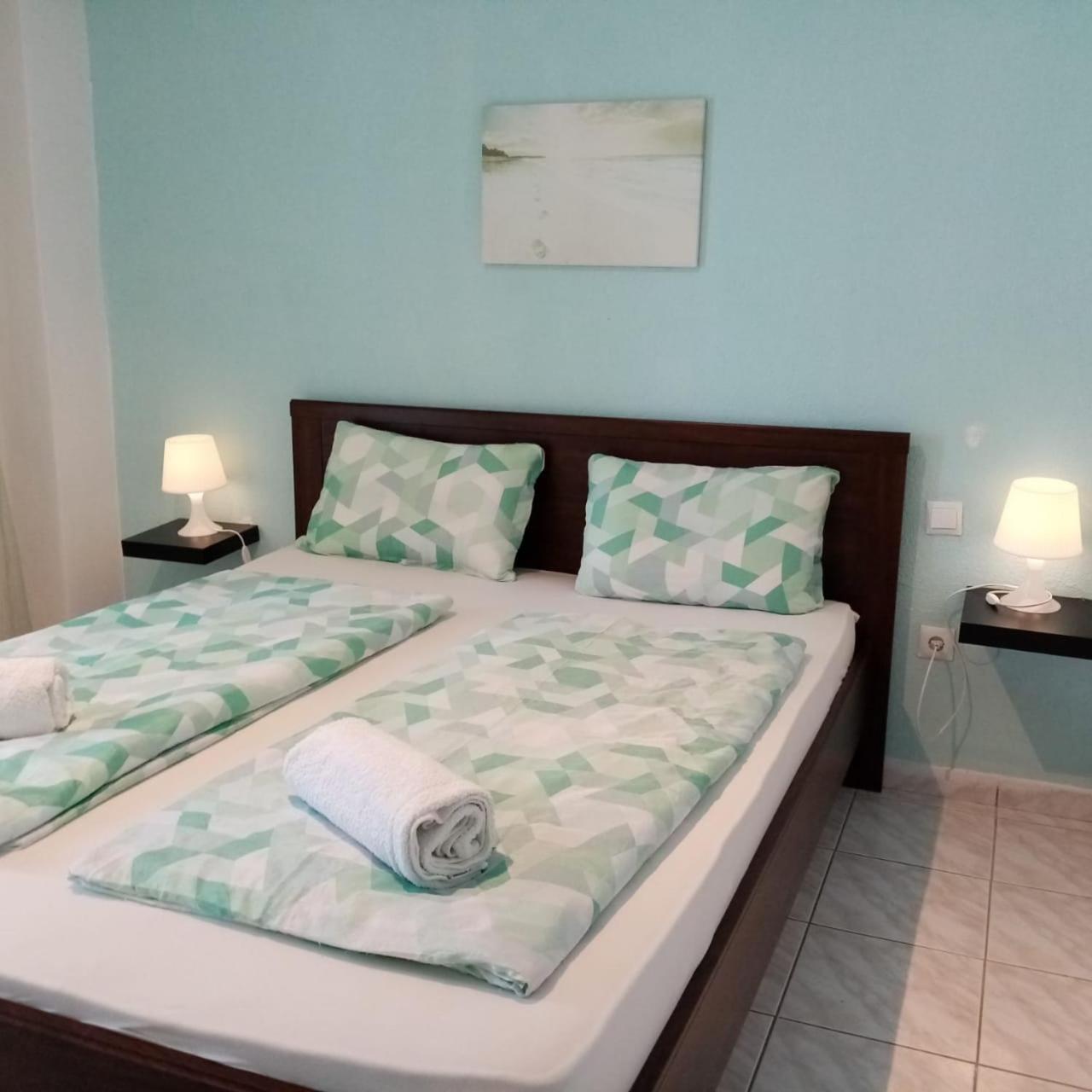 Apartment By The Beach With Amazing Sea View Peraía Zewnętrze zdjęcie