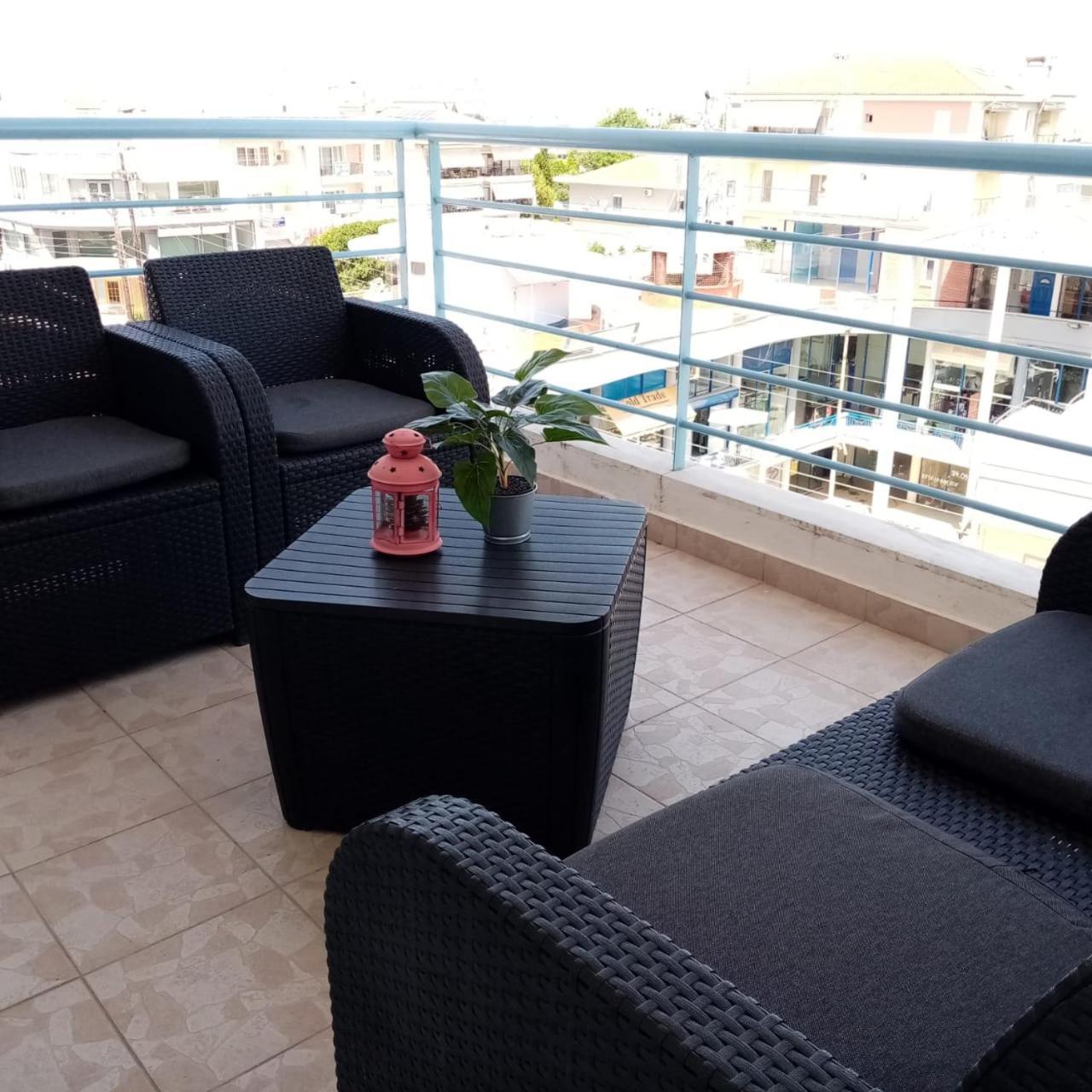 Apartment By The Beach With Amazing Sea View Peraía Zewnętrze zdjęcie
