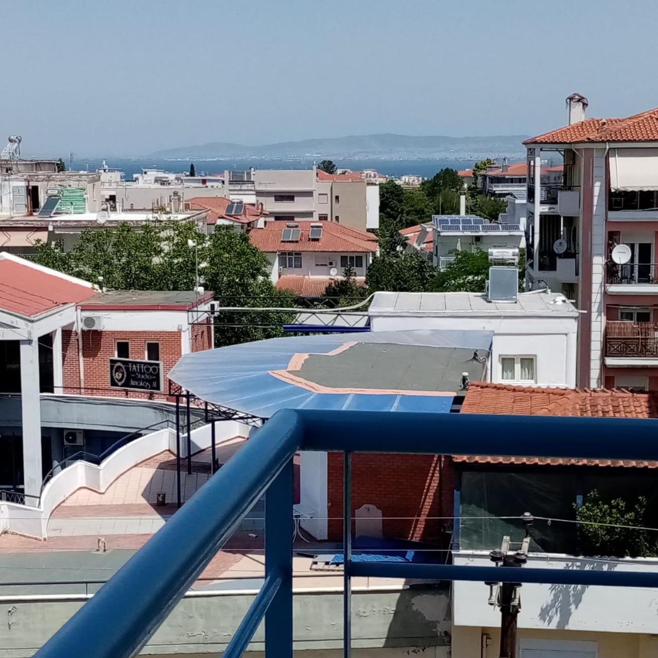 Apartment By The Beach With Amazing Sea View Peraía Zewnętrze zdjęcie